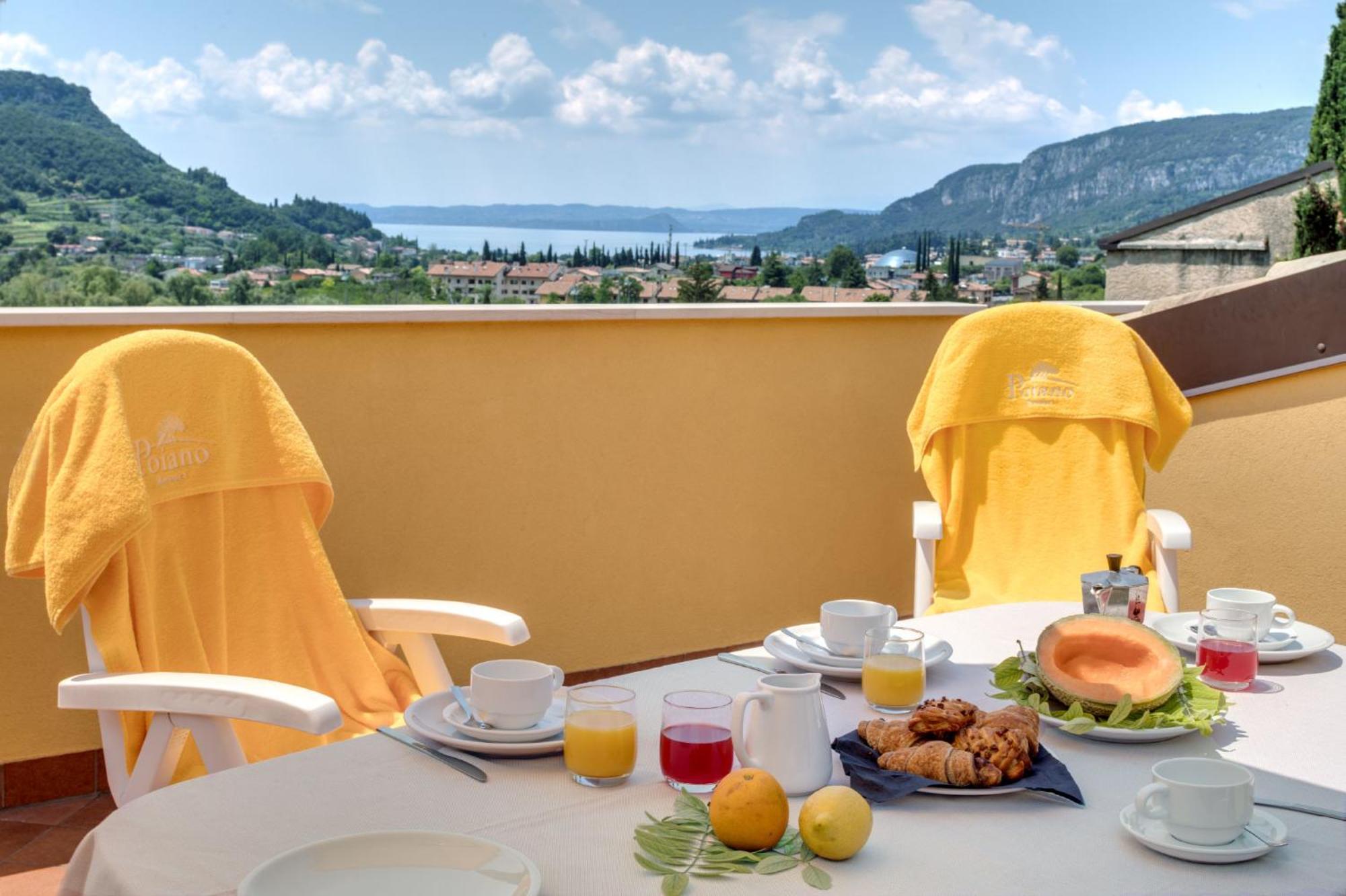 Poiano Garda Resort Appartamenti Luaran gambar